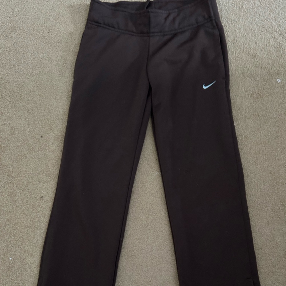 Nike xsm brown nylon pants. Non smoking no stains